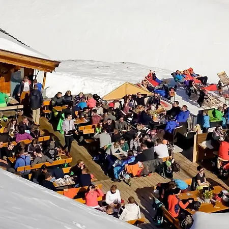 Almapartment Skiwiege - Ski-in - Ski-out Only *