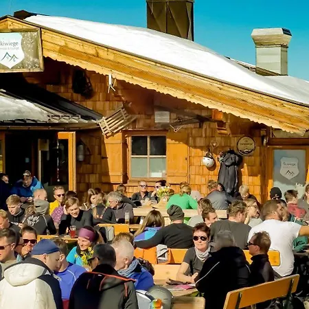 Almapartment Skiwiege - Ski-in - Ski-out Only *